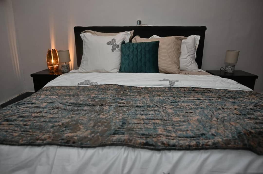 Appartement Cosy Gold Bonapriso Douala Esterno foto