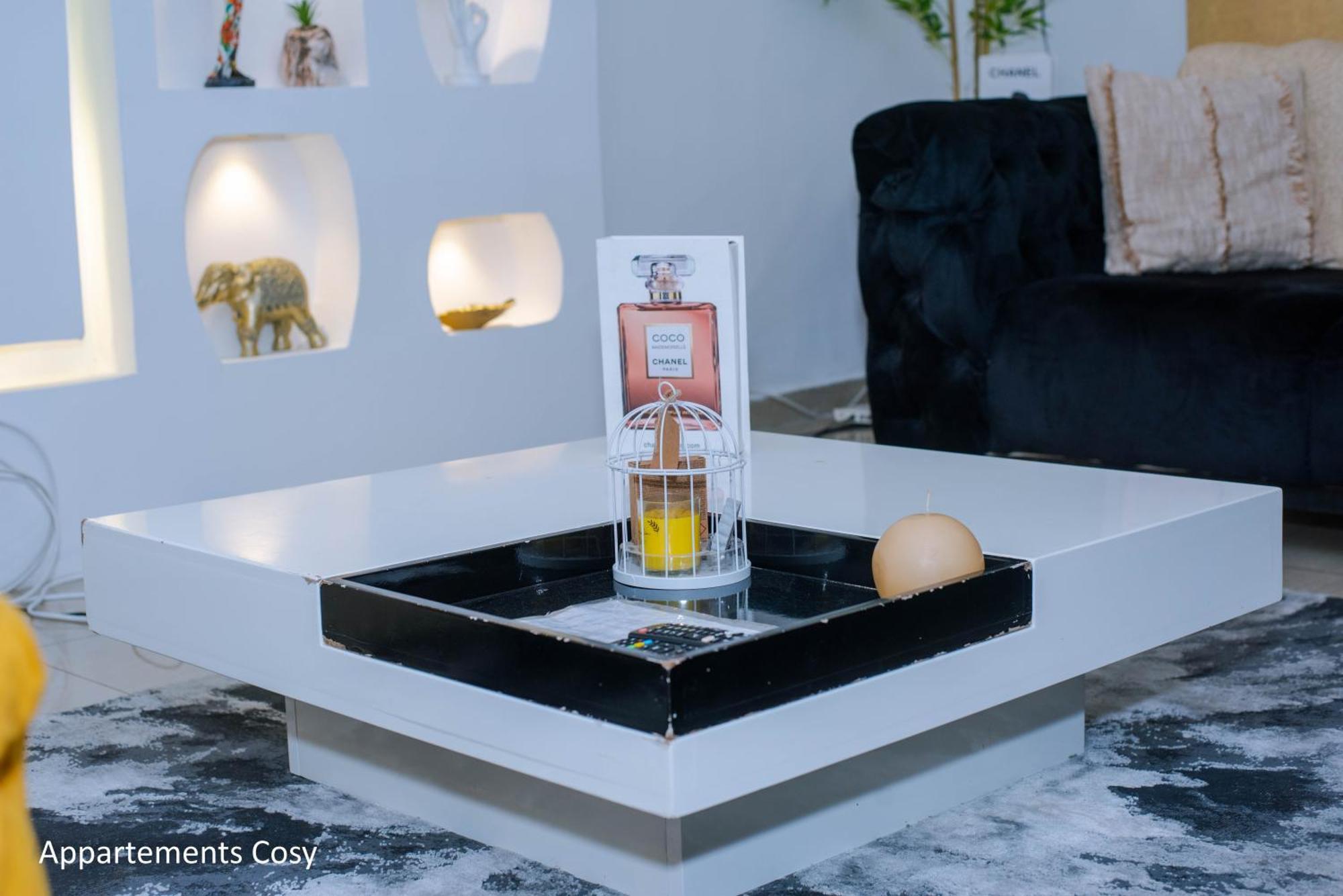 Appartement Cosy Gold Bonapriso Douala Esterno foto